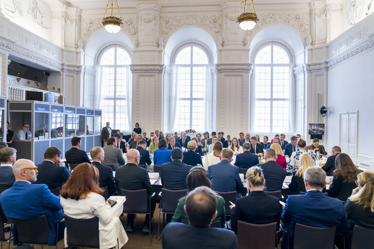 Fotografie 6: EP Conference of Presidents meets with the incoming Danish Presidency of the Council - Meeting with Meeting with Mette FREDERIKSEN, Danish Prime Minister and Danish Government
