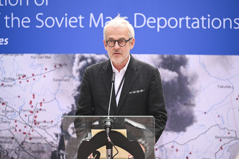 Fotografi 46: Commemoration of the Victims of Soviet Mass Deportations