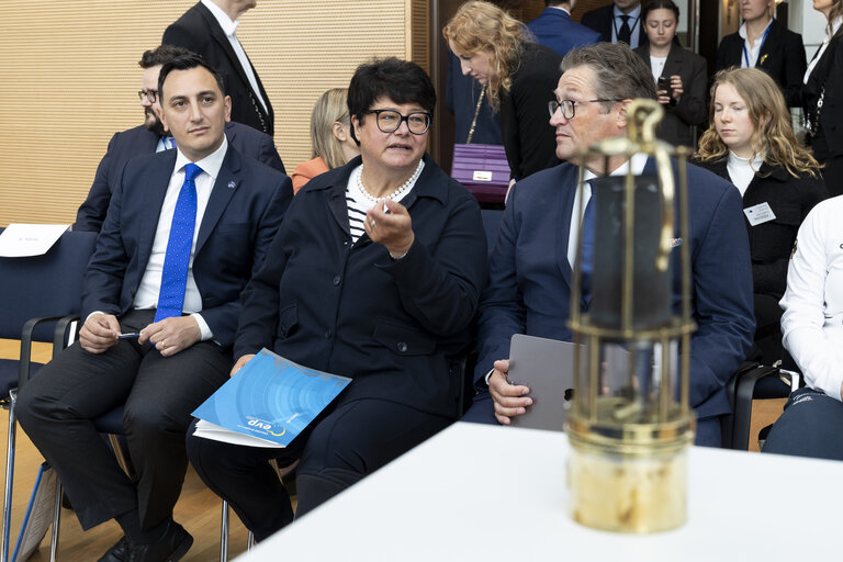 Снимка 38: Handing over of the flame of the FISU World University Games